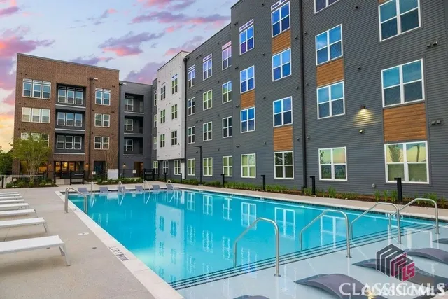 $1,614 | 180 Newton Bridge Road, Unit A2, Athens, GA 30607