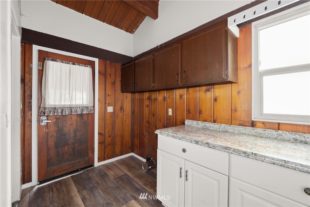 1107 Southwest Lane Street Winlock, WA 98596 - Photo 12 of 26