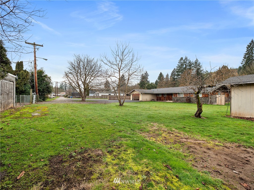1107 Southwest Lane Street Winlock, WA 98596 - Photo 4 of 26