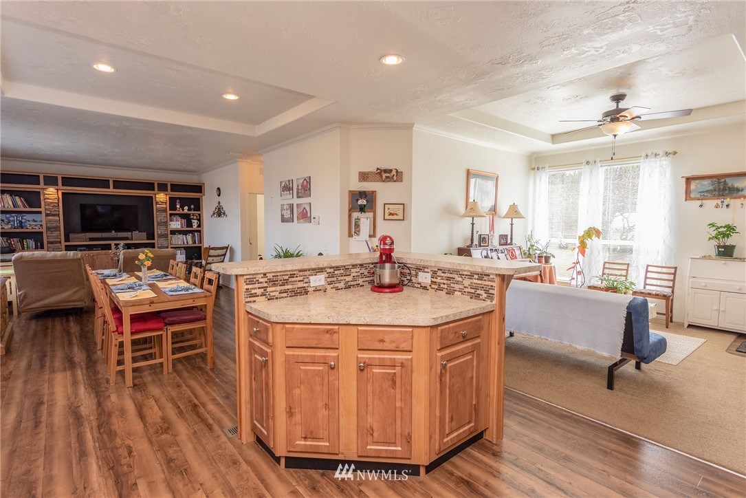 651 Gore Road Onalaska, WA 98570 - Photo 6 of 25 Gallery Image 6