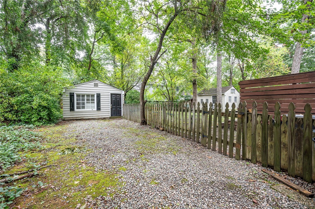 2132 Esquire Road Richmond, VA 23235 - Photo 23 of 24 Gallery Image 23