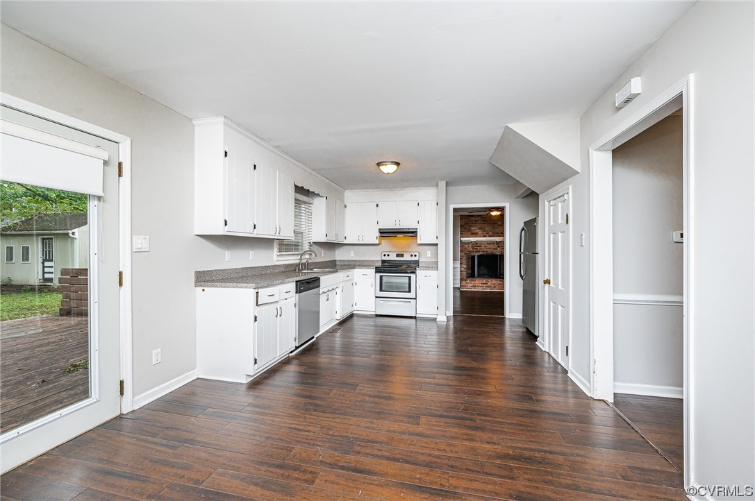2132 Esquire Road Richmond, VA 23235 - Photo 10 of 24 Gallery Image 10