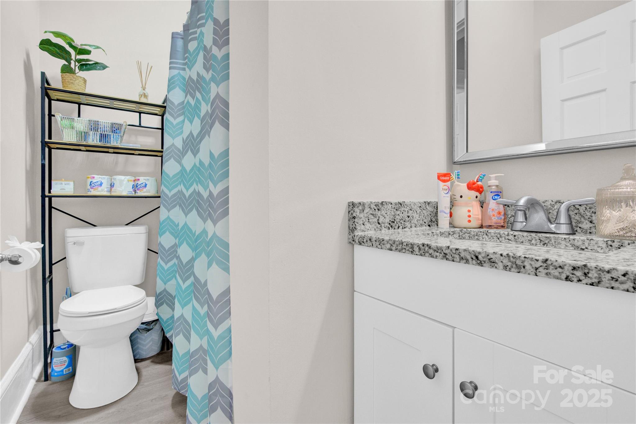 319 North Hoskins Road Charlotte, NC 28216 - Photo 11 of 17