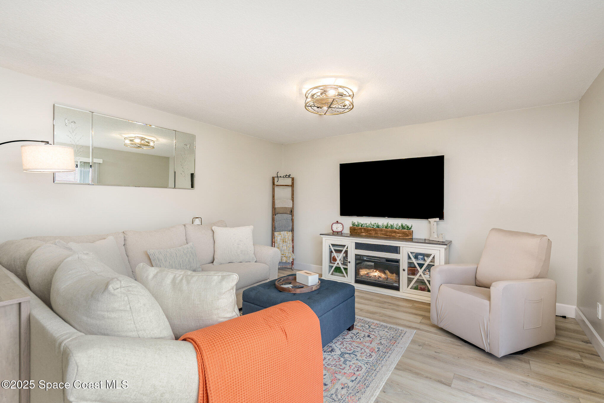 594 North Wickham Road, Unit 4 Melbourne, FL 32935 - Photo 3 of 24 007_dsc00230-edit-edit_318