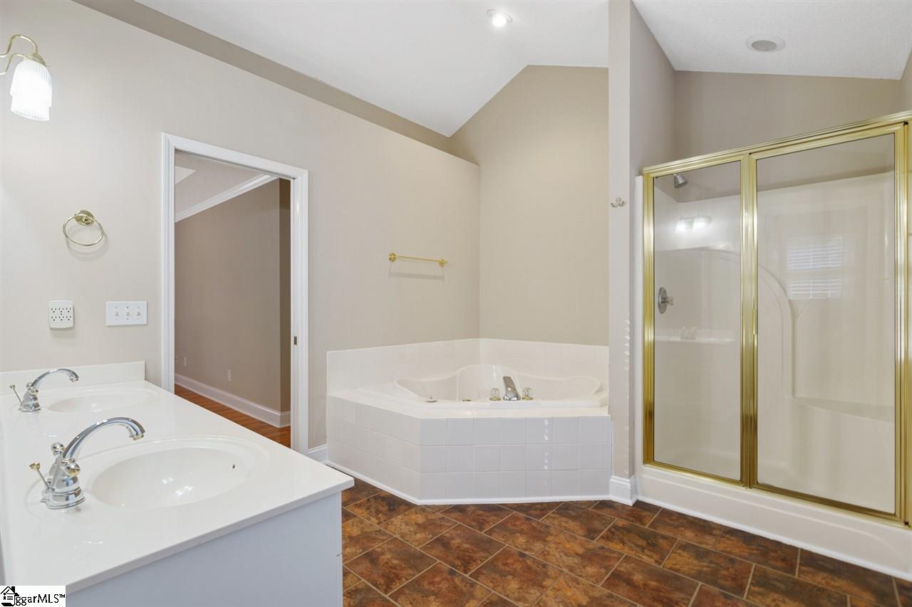 218 Squires Creek Road Simpsonville, SC 29681 - Photo 22 of 34 Gallery Image 22