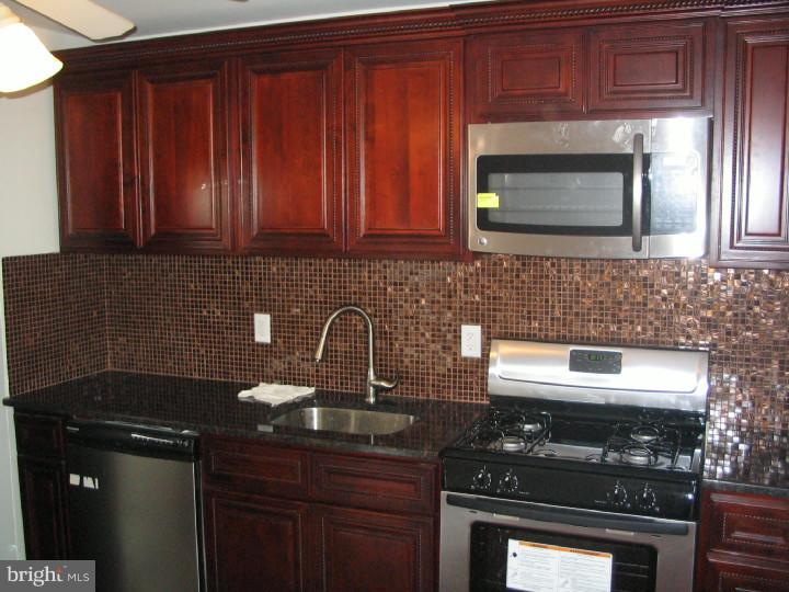 4 Dryden Road New Castle, DE 19720 - Photo 1 of 20 Gallery Image 1