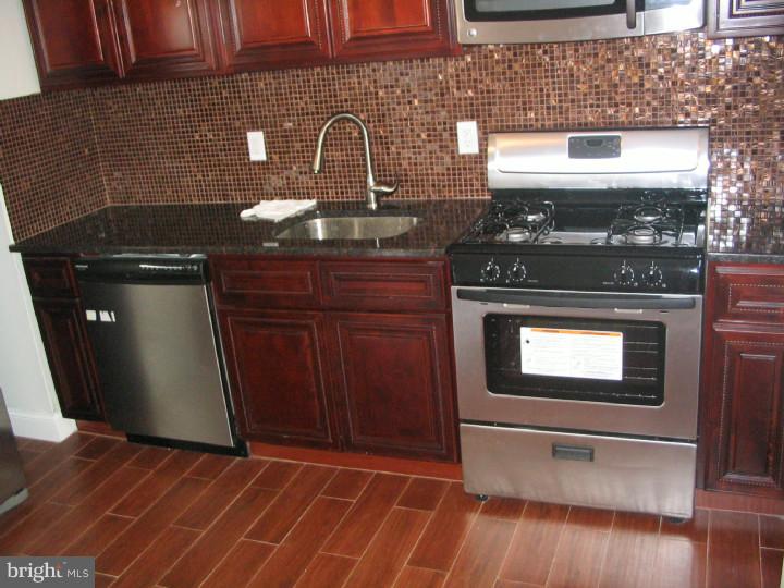 4 Dryden Road New Castle, DE 19720 - Photo 2 of 20 Gallery Image 2