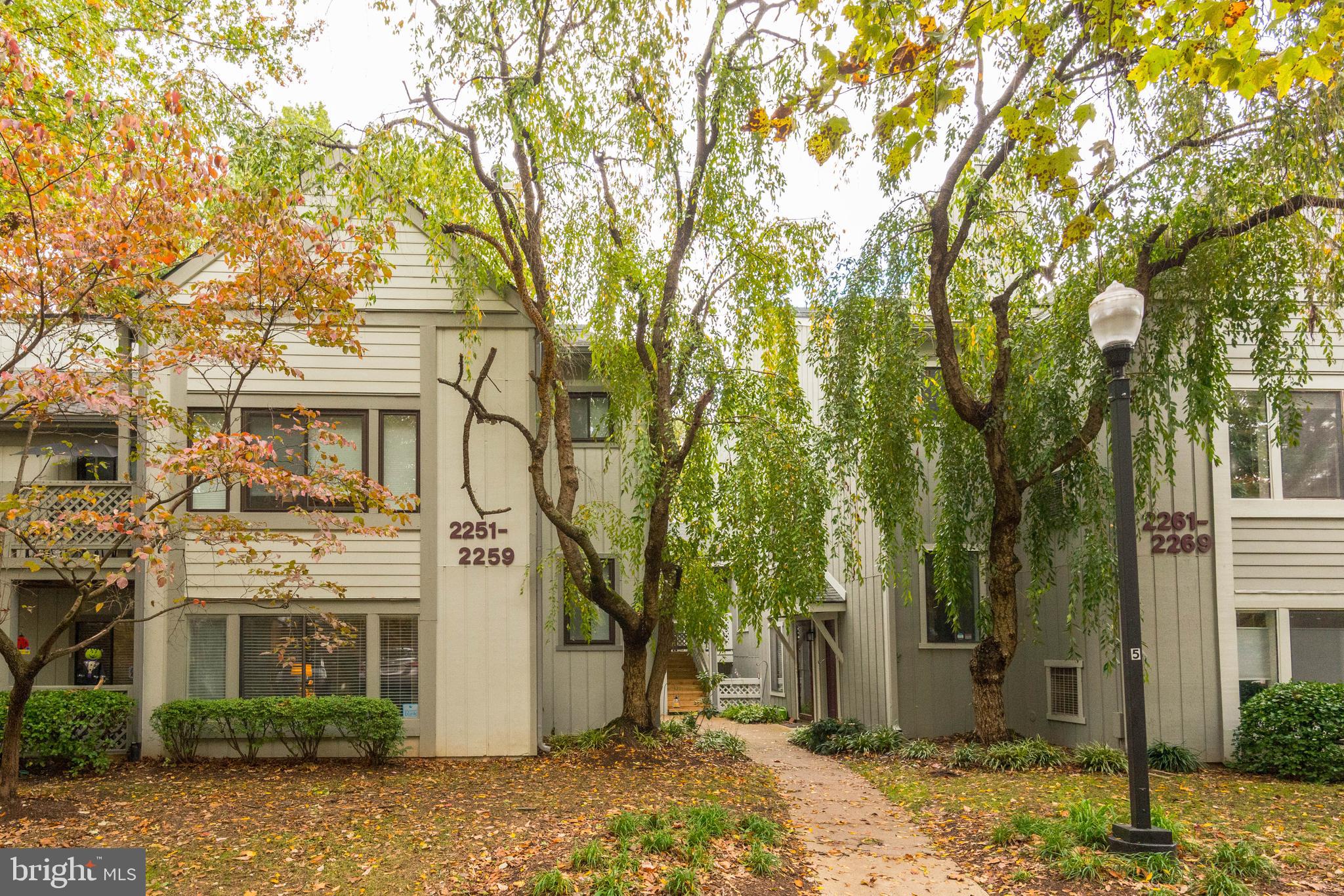 2255 Hunter's Run Drive, Unit 2255 Reston, VA 20191 - Photo 1 of 43 Gallery Image 1