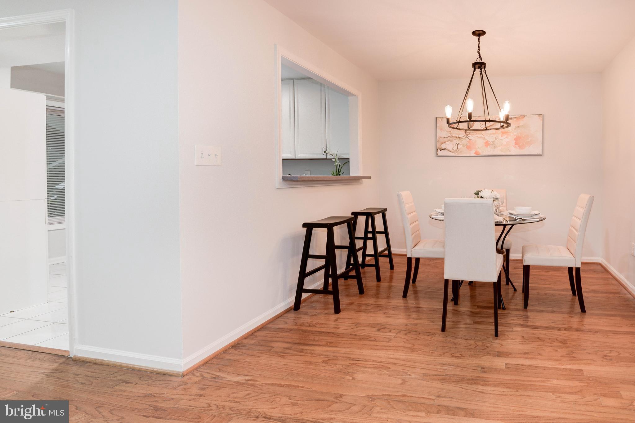 2255 Hunter's Run Drive, Unit 2255 Reston, VA 20191 - Photo 14 of 43 Gallery Image 14