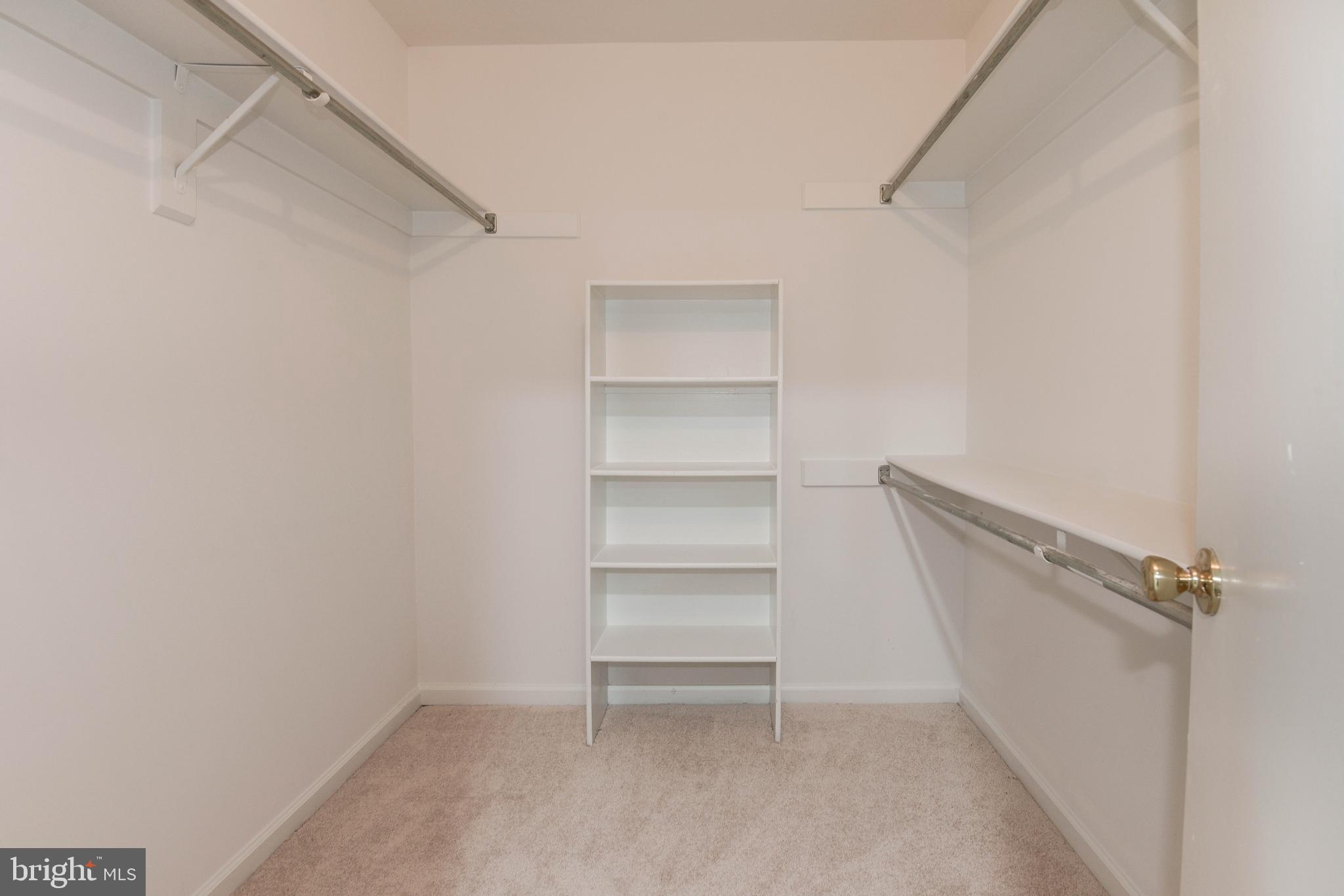 2255 Hunter's Run Drive, Unit 2255 Reston, VA 20191 - Photo 23 of 43 Gallery Image 23