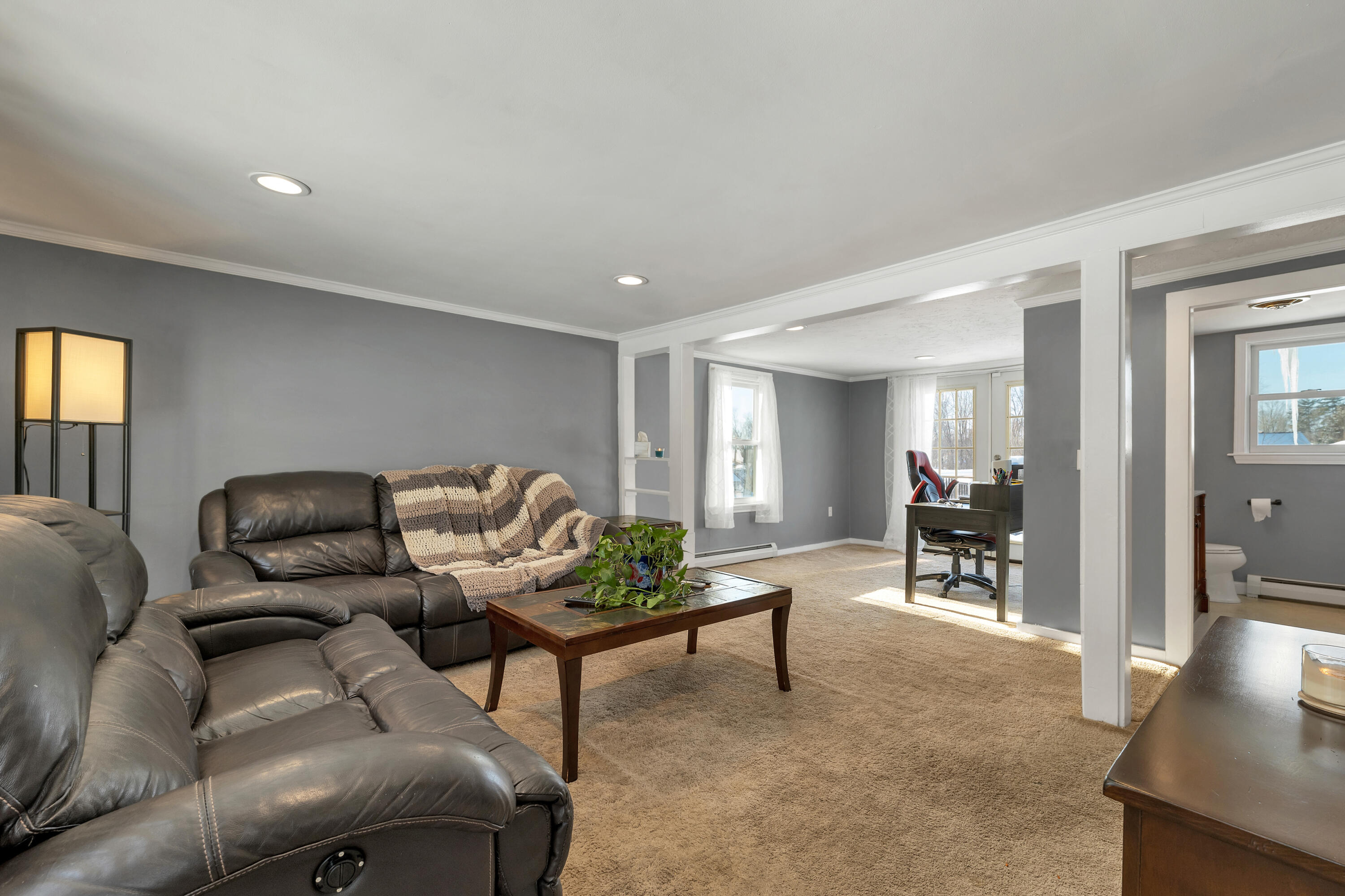 102 Elm Street Epping, NH 03042 - Photo 16 of 44 102ElmSt-027