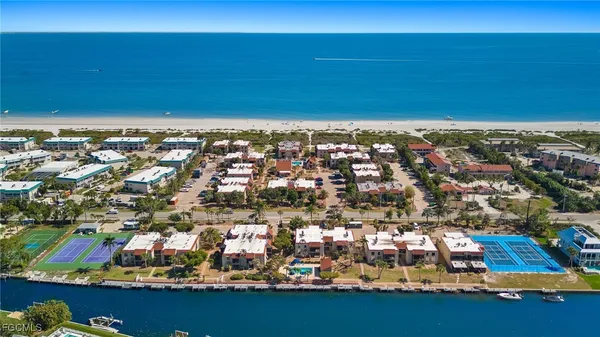 $650,000 | 845 East Gulf Drive, Unit 811, Sanibel, FL 33957