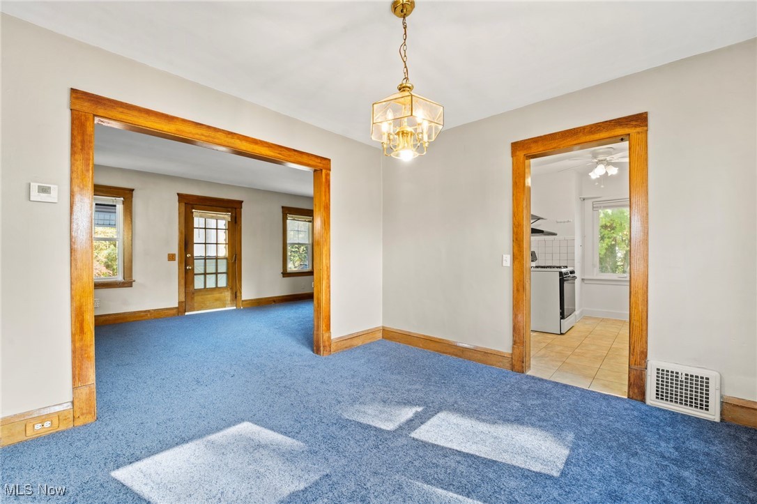 4550 Rainbow Road South Euclid, OH 44121 - Photo 12 of 30