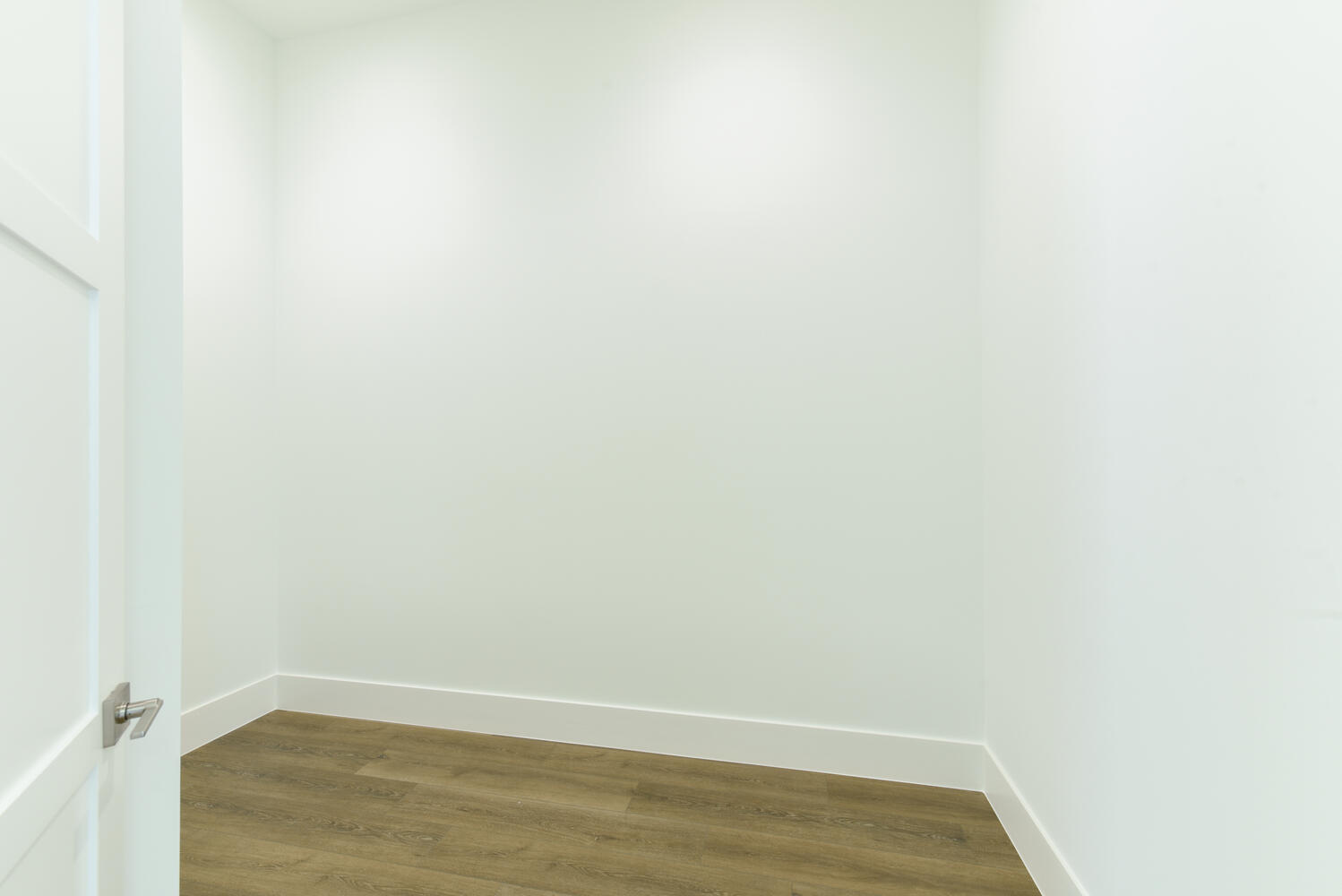 655 Kingsbridge Street Boca Raton, FL 33487 - Photo 11 of 26 Room