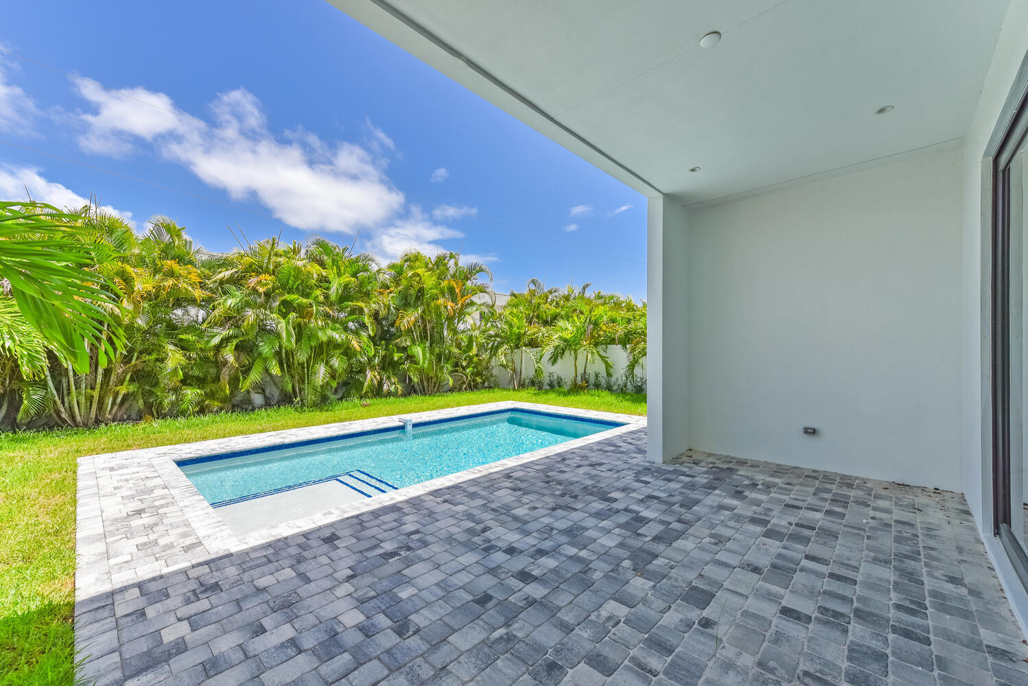 655 Kingsbridge Street Boca Raton, FL 33487 - Photo 25 of 26 Pool 2