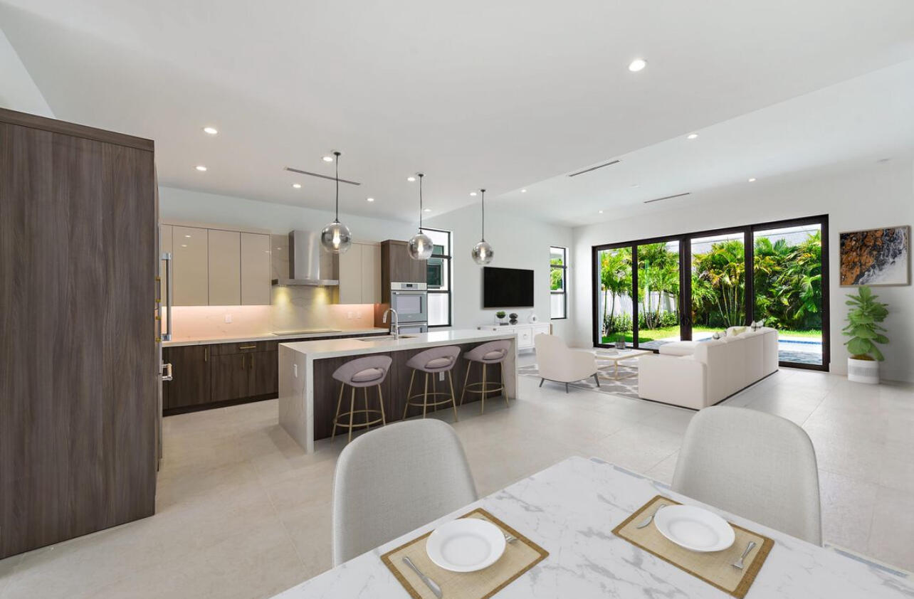 655 Kingsbridge Street Boca Raton, FL 33487 - Photo 5 of 26 Kitchen 4 Virtual Stage