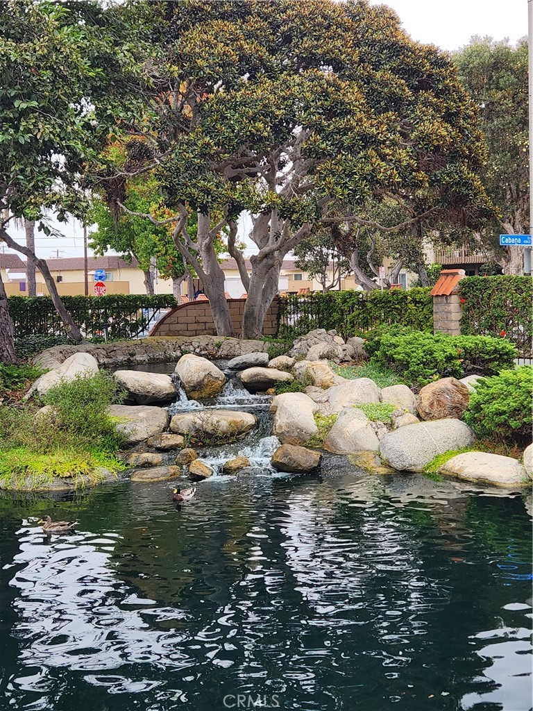 a view of a lake with houses