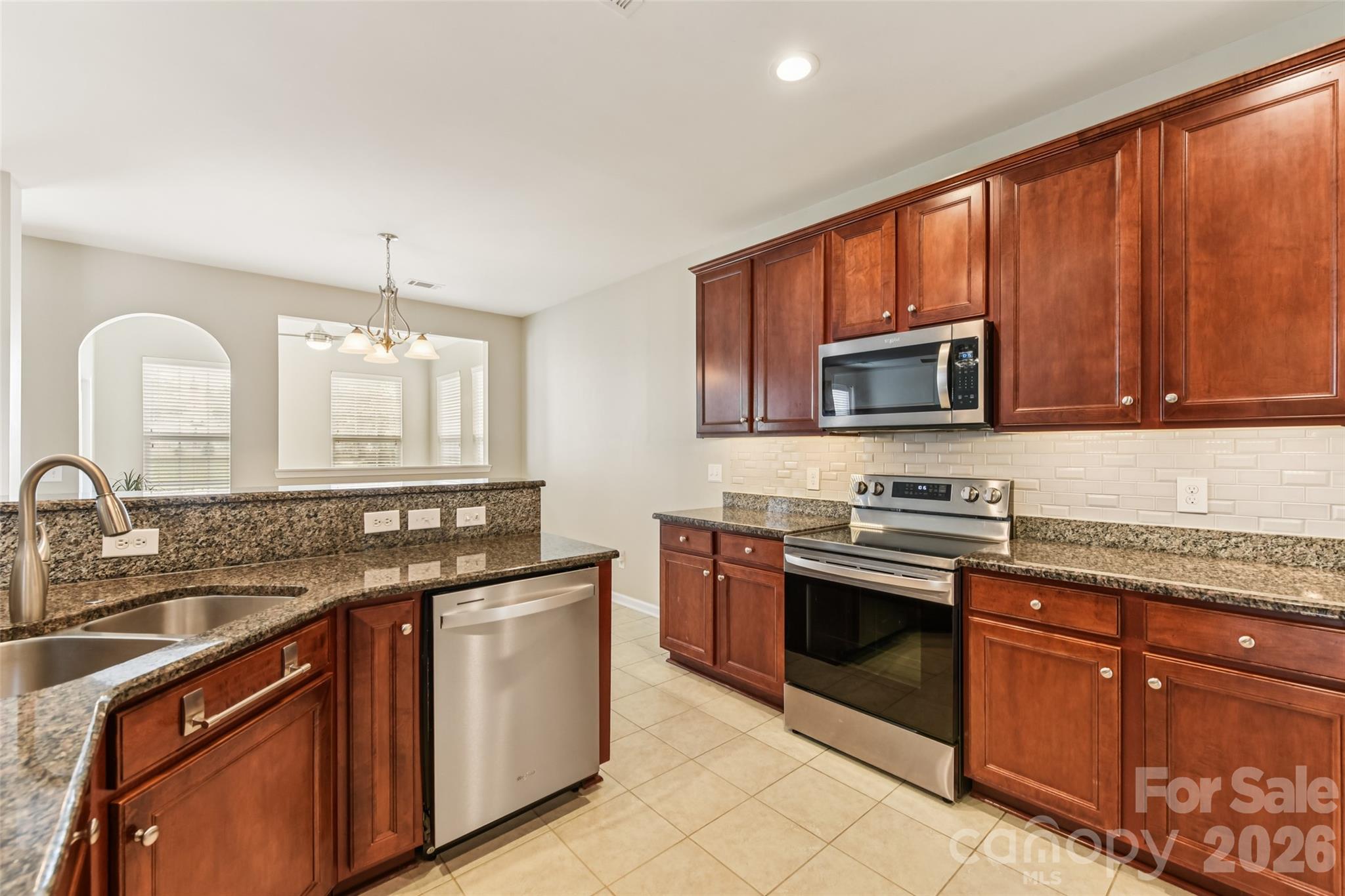 3351 Streamside Drive Davidson, NC 28036 - Photo 7 of 48