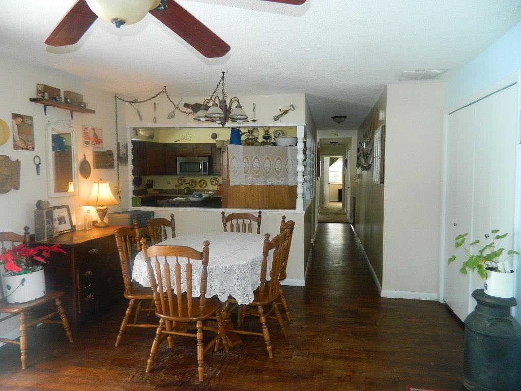 4020 North Weaver Road Marion, IN 46952 - Photo 5 of 21 Gallery Image 5
