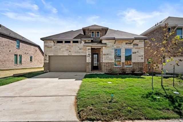 $469,990 | 5496 Paschal Park, New Braunfels, TX 78132