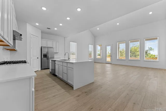 $469,990 | 5496 Paschal Park, New Braunfels, TX 78132