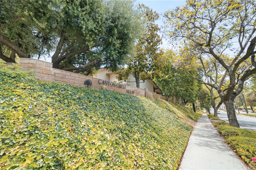 642 Vía Zapata Riverside, CA 92507 - Photo 23 of 28