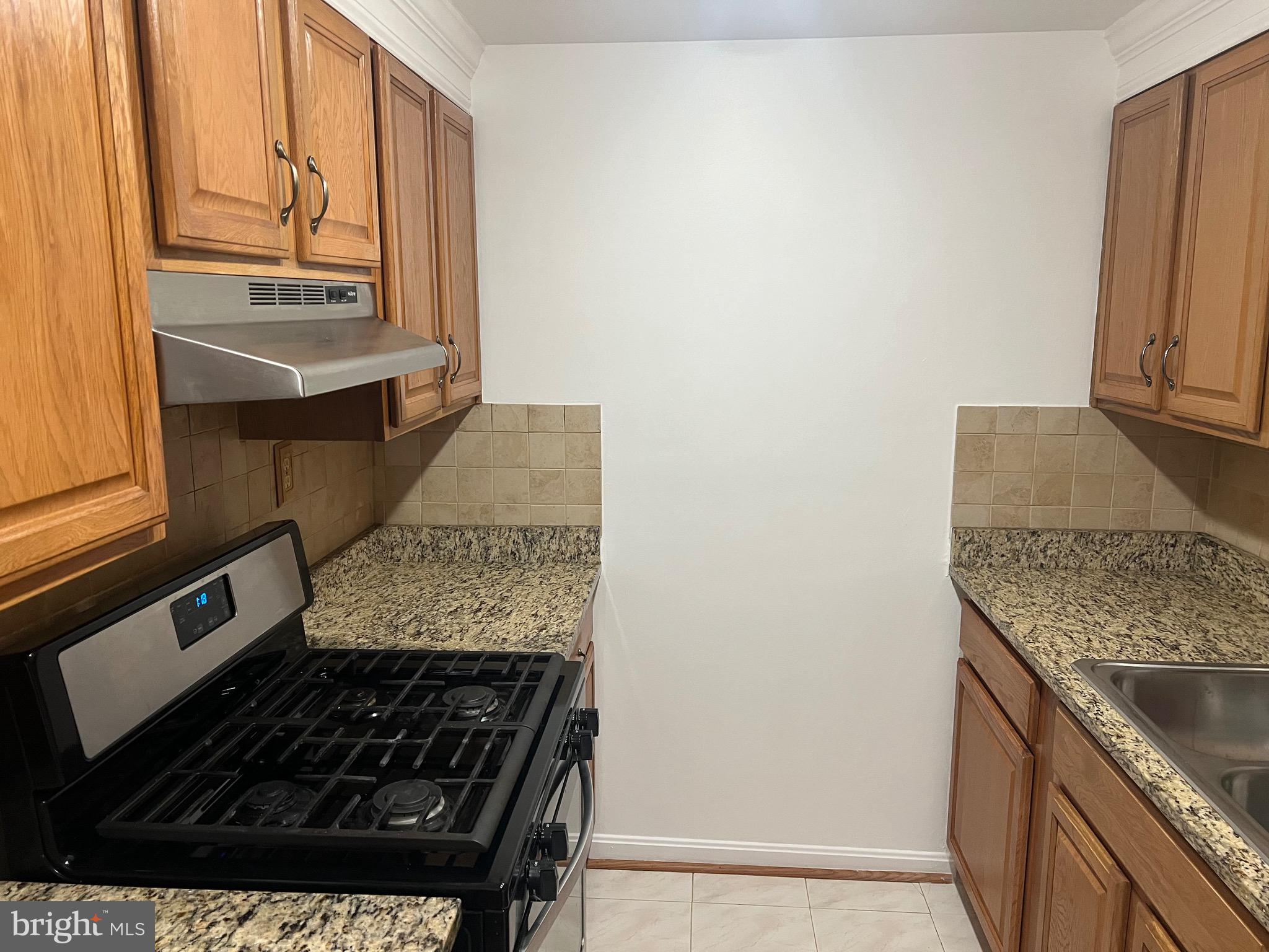 4600 Duke Street, Unit 1423 Alexandria, VA 22304 - Photo 12 of 13