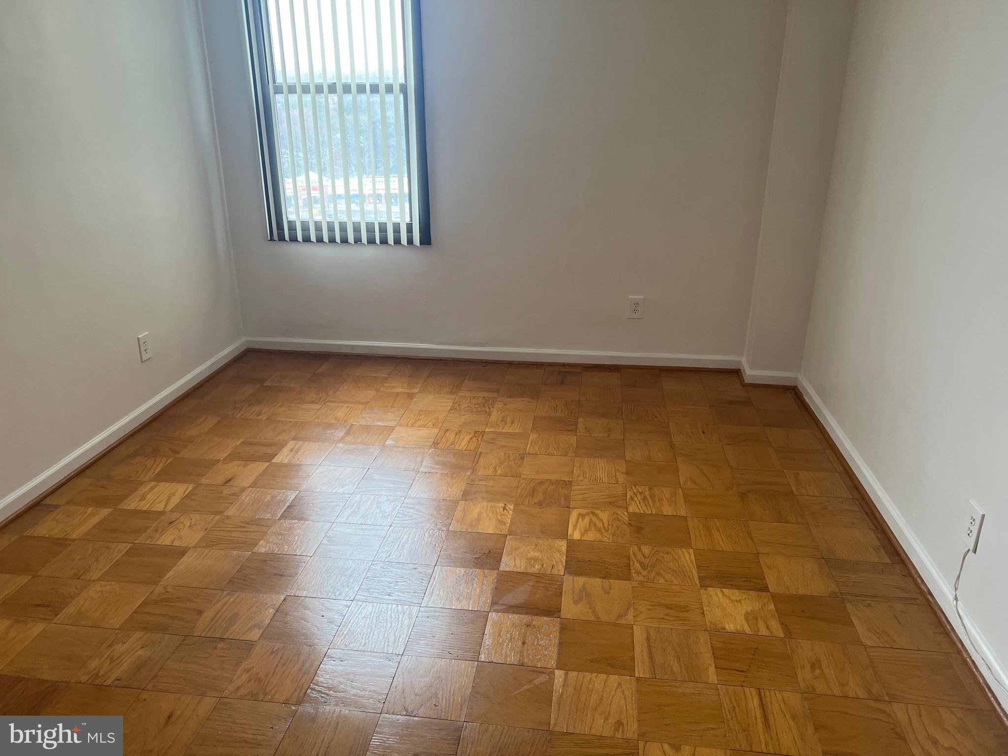 4600 Duke Street, Unit 1423 Alexandria, VA 22304 - Photo 2 of 13