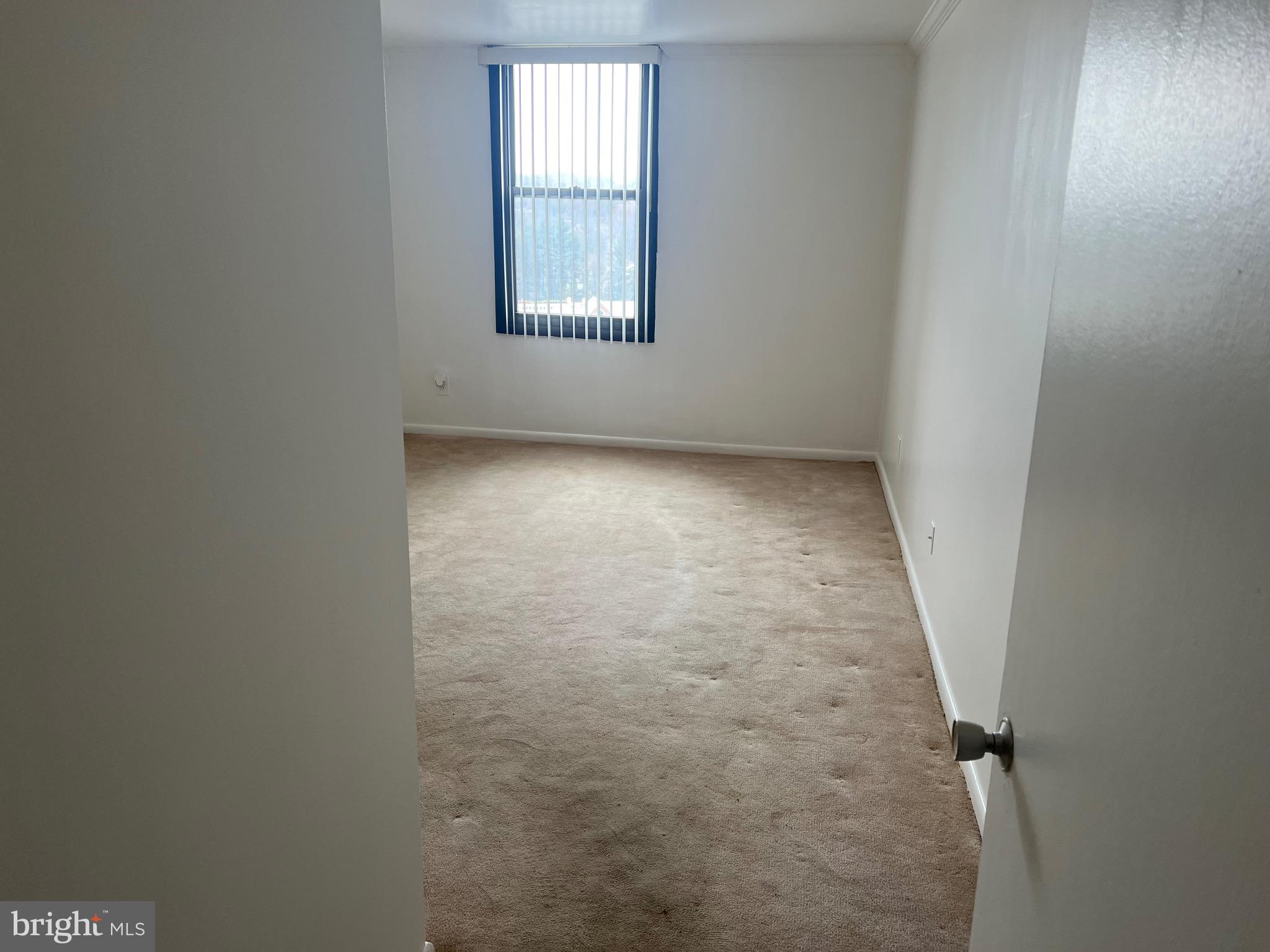 4600 Duke Street, Unit 1423 Alexandria, VA 22304 - Photo 6 of 13