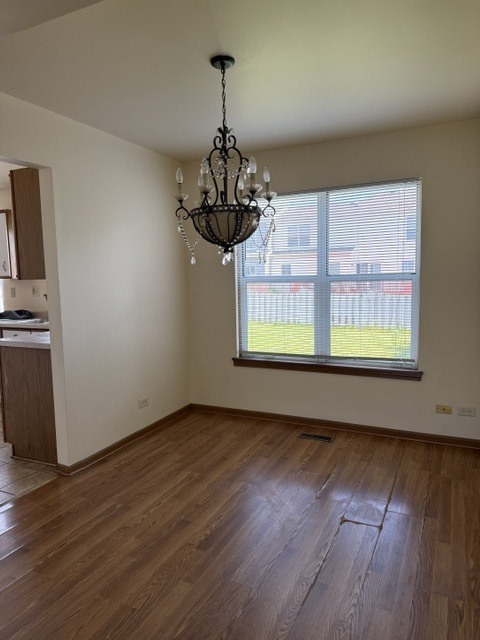 1260 Trinity Drive Carol Stream, IL 60188 - Photo 4 of 16