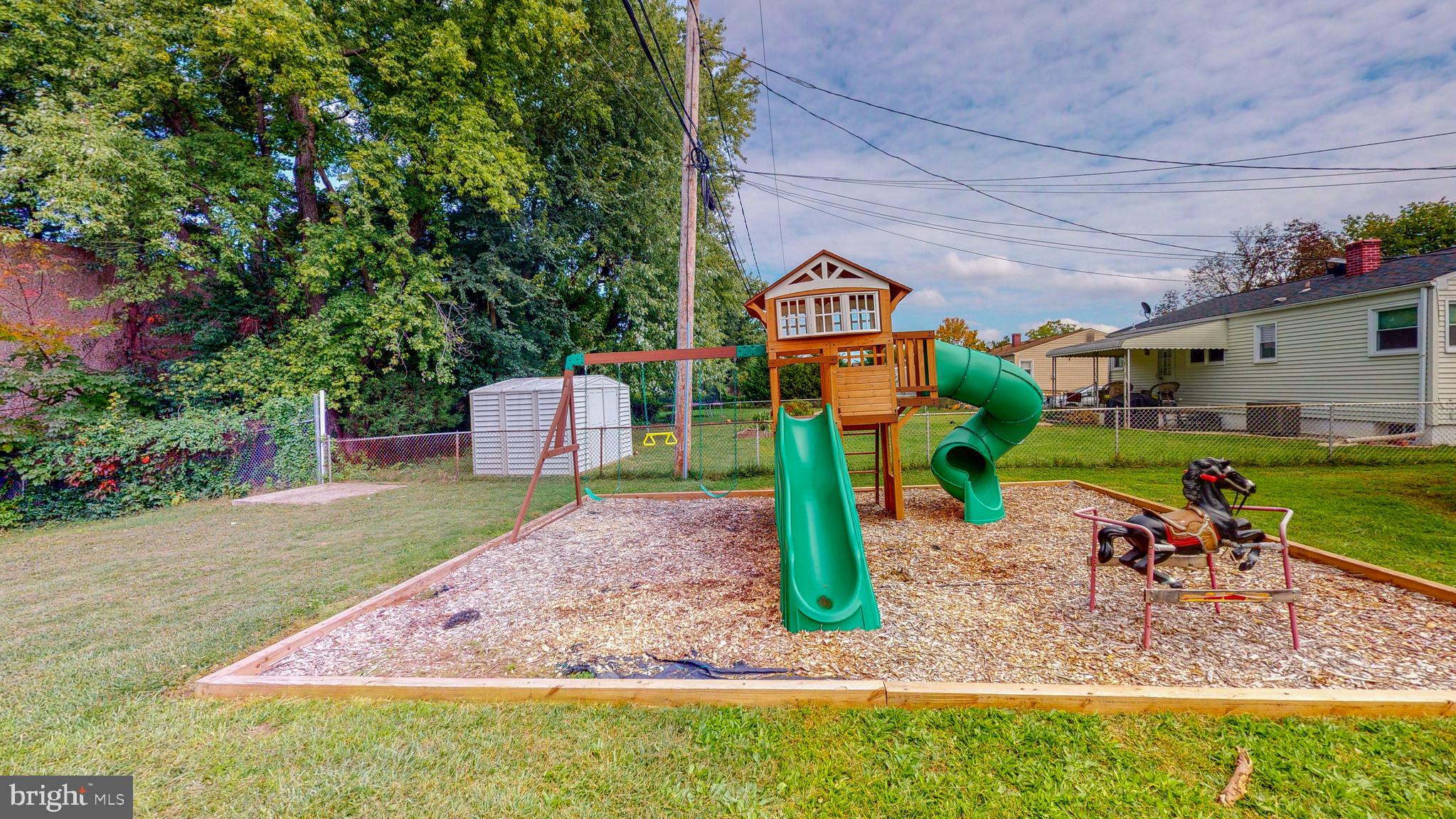 324 Cheddington Road Linthicum Heights, MD 21090 - Photo 40 of 41 Gallery Image 40