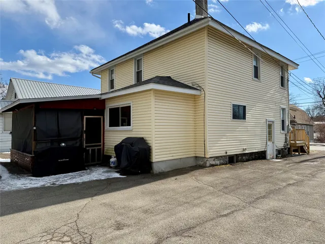 $298,800 | 313 Jennings Street, Endicott, NY 13760