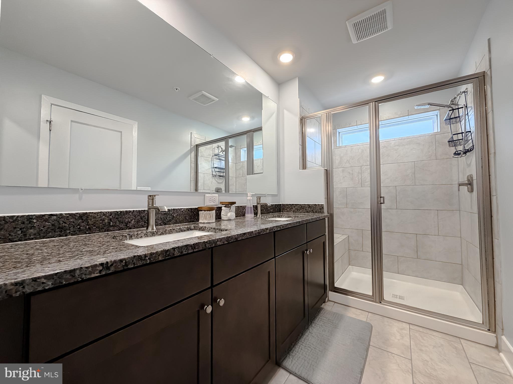 23658 Crosswinds Way California, MD 20619 - Photo 34 of 54 Elevated 34" Vanities