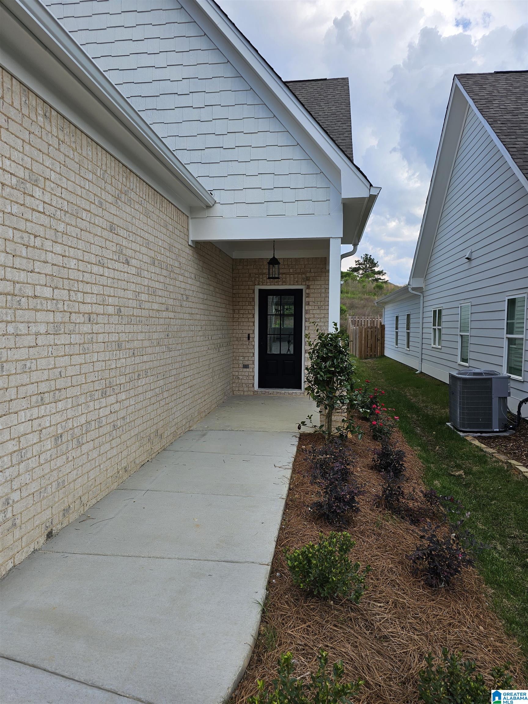2118 Springfield Drive Chelsea, AL 35043 - Photo 2 of 29