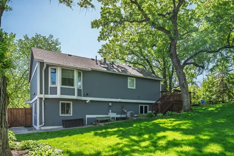 $565,000 | 2840 Mayflower Avenue, Minnetonka, MN 55305