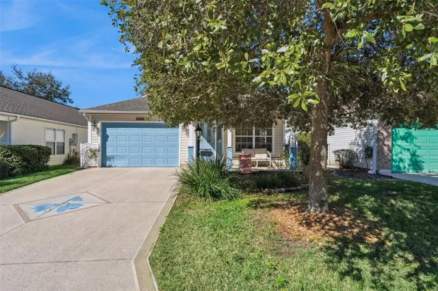 $255,000 | 25205 Cranes Roost Circle, Leesburg, FL 34748