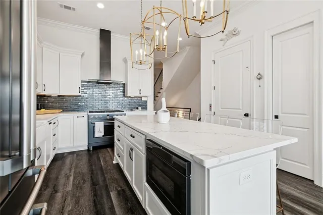 $800,000 | 973 Marina Boulevard, Unit A, Mandeville, LA 70471