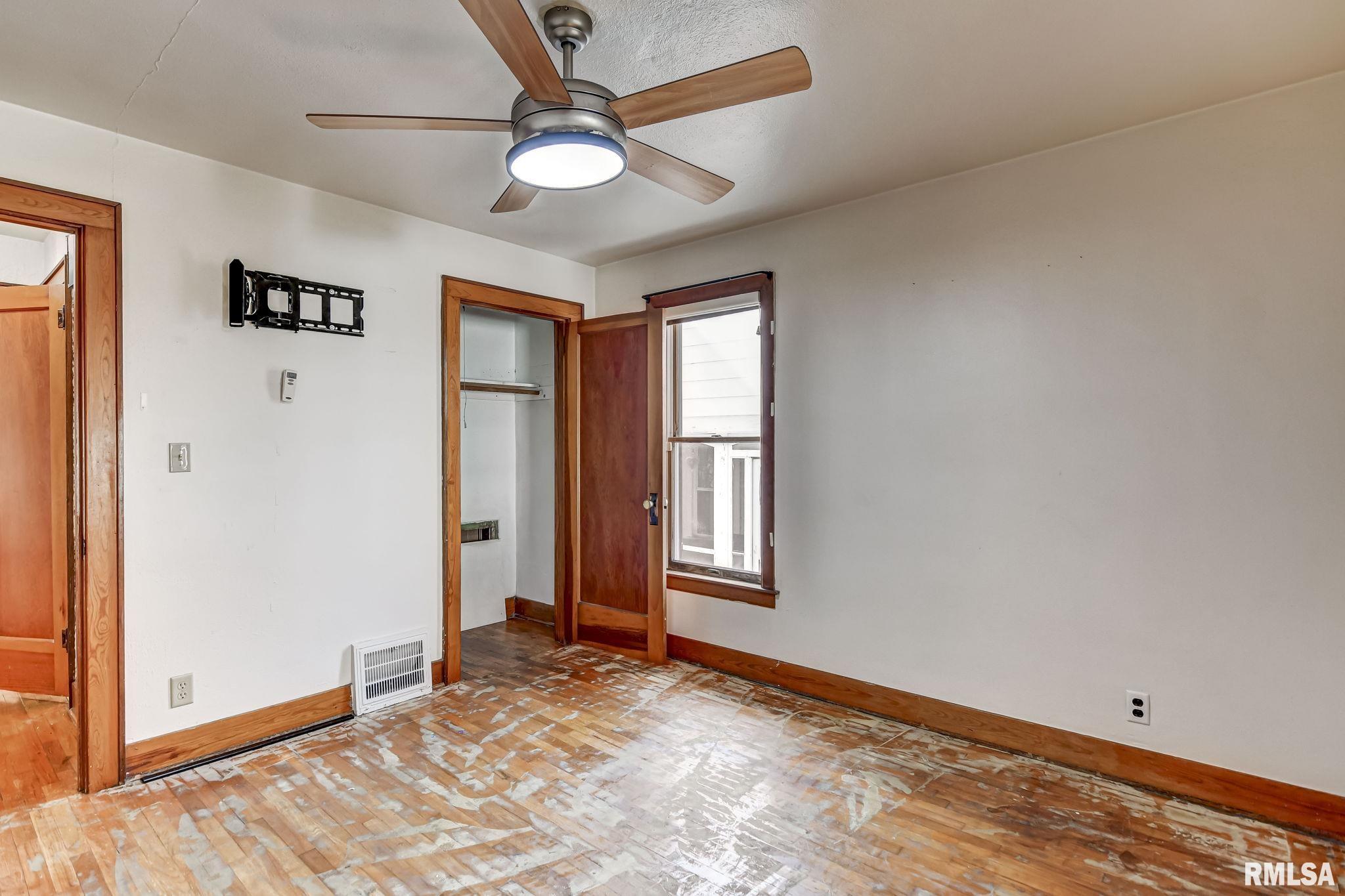 311 West Adams Street Taylorville, IL 62568 - Photo 20 of 36