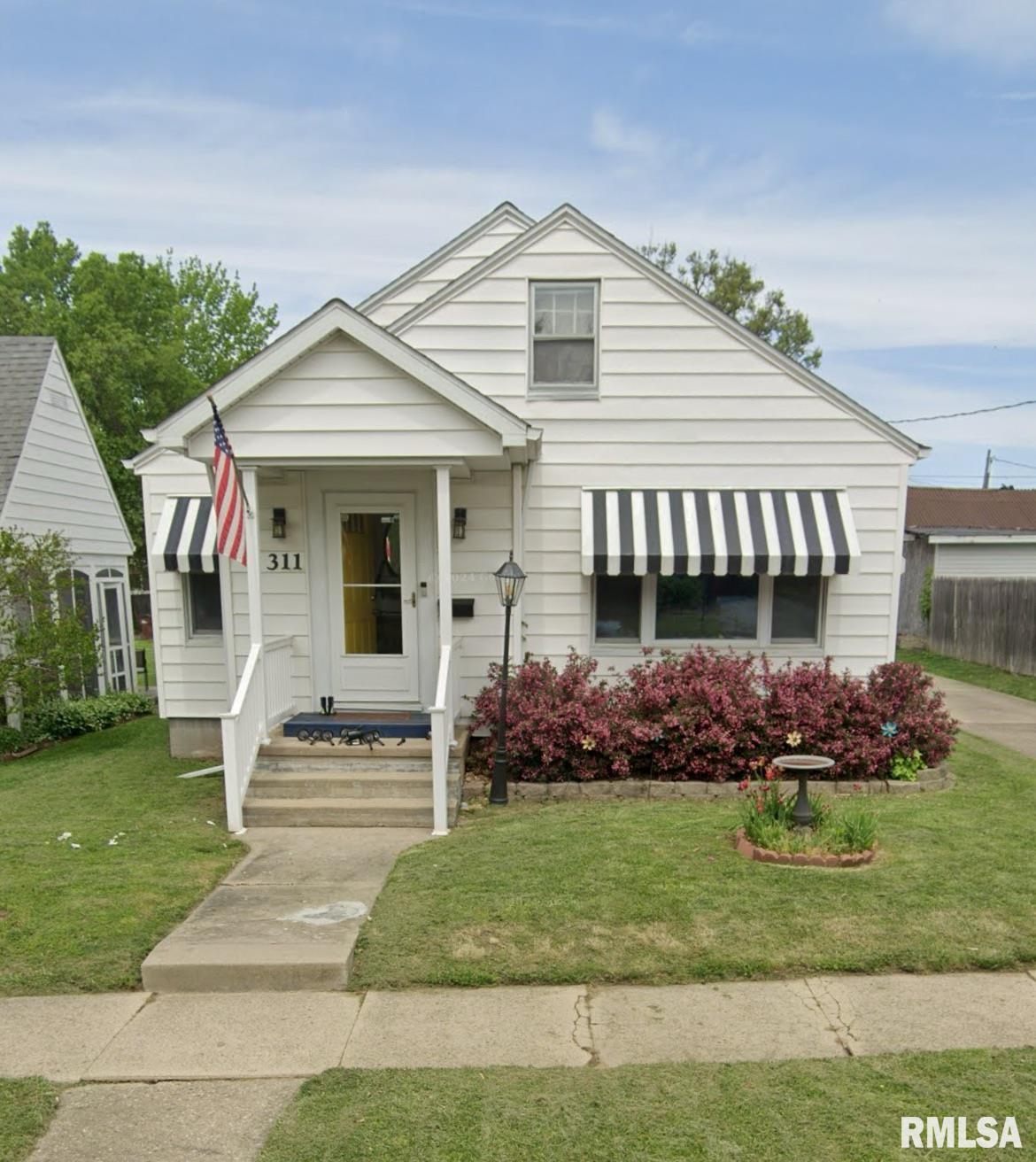 311 West Adams Street Taylorville, IL 62568 - Photo 2 of 36