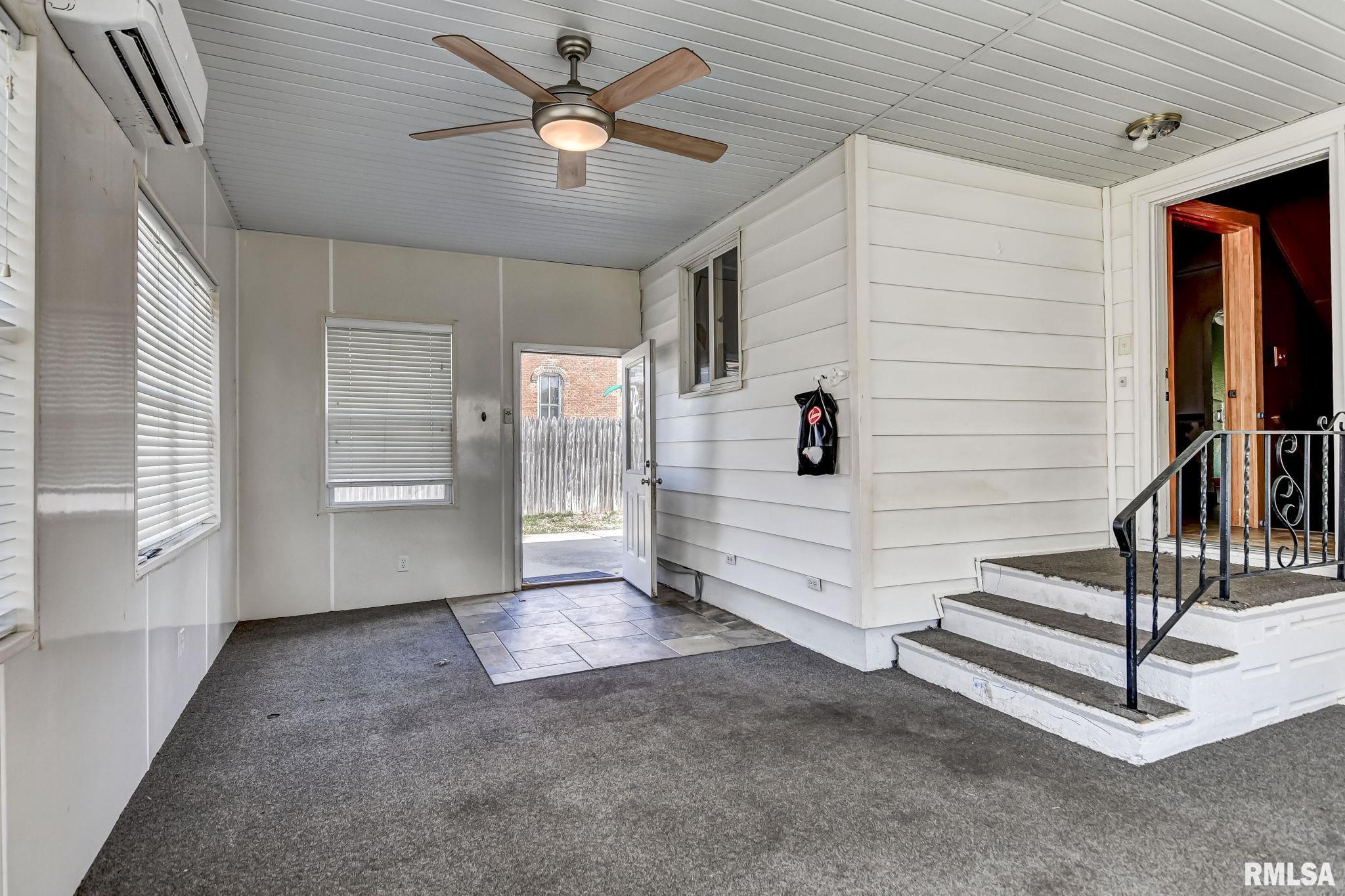 311 West Adams Street Taylorville, IL 62568 - Photo 21 of 36