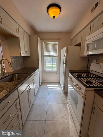 $225,000 | 1701 Aberdeen Lane, Blackwood, NJ 08012