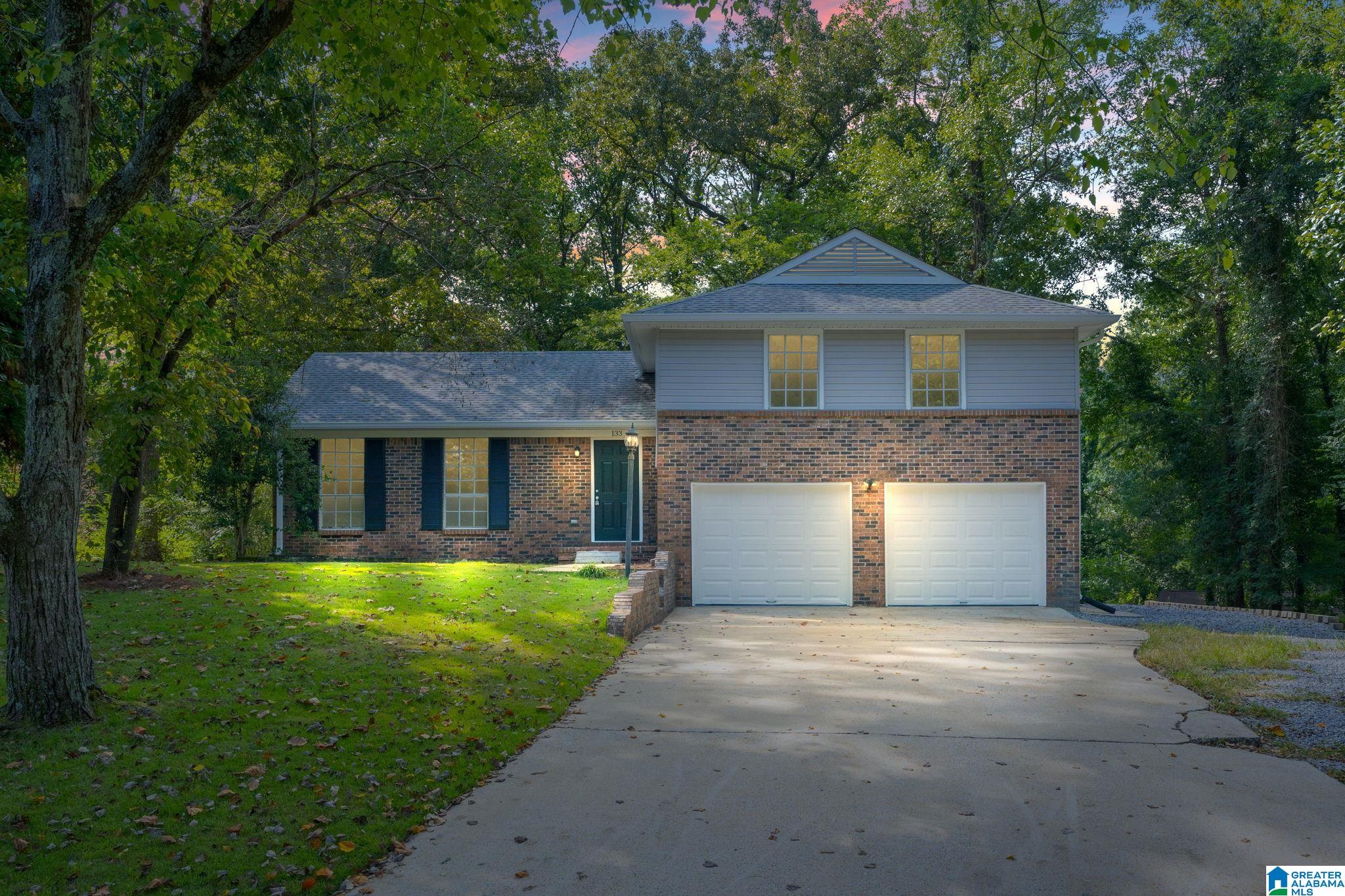 133 Hickory Street Alabaster, AL 35114 - Photo 1 of 38