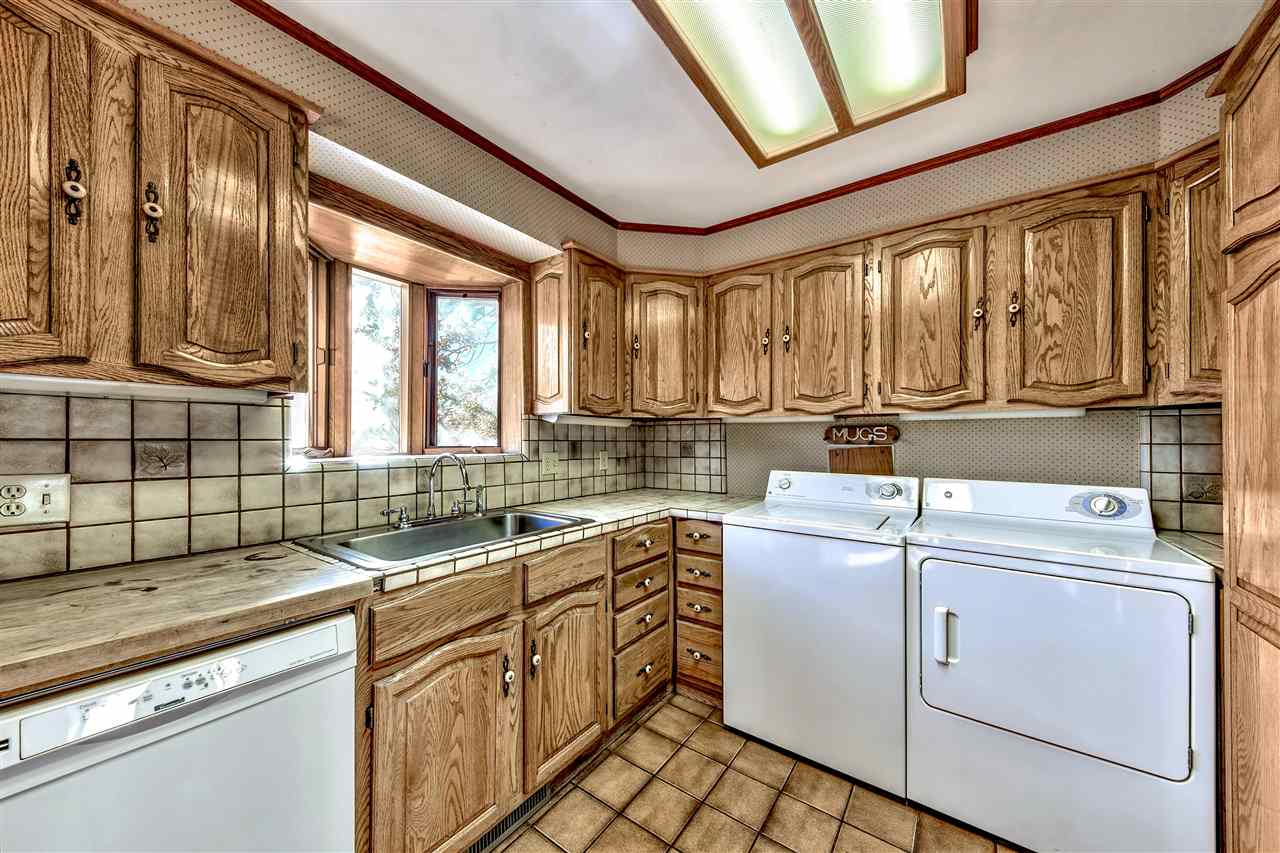 13099 Donner Pass Road Truckee, CA 96161 - Photo 12 of 21 Gallery Image 12