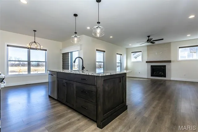 $679,900 | 652 Tea Olive Boulevard, O'Fallon, IL 62269