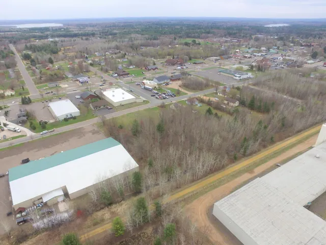 $58,000 | 24175 1st Avenue, Siren, WI 54872