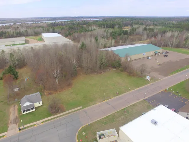 $58,000 | 24175 1st Avenue, Siren, WI 54872