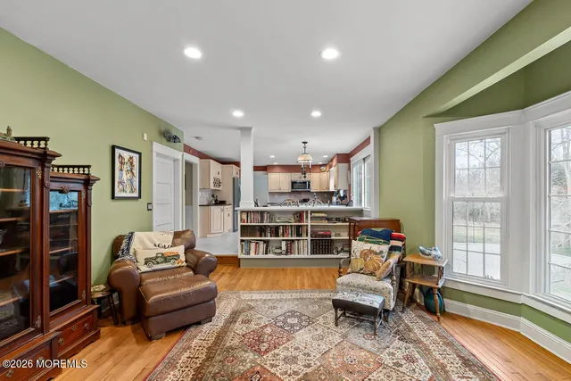 $1,250,000 | 23 Blades Run Drive, Shrewsbury, NJ 07702