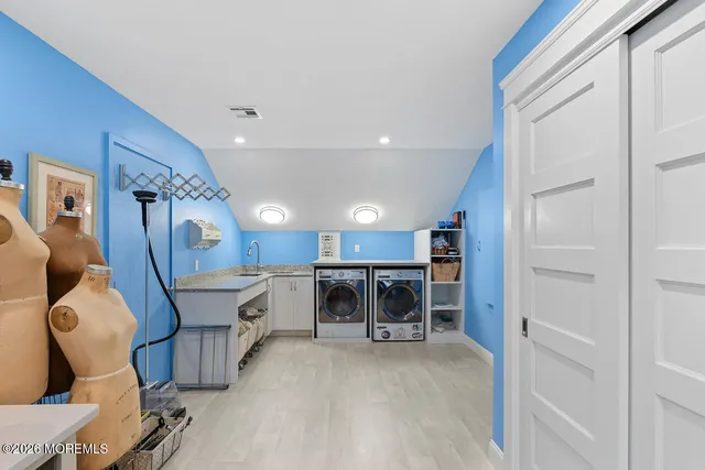 $1,250,000 | 23 Blades Run Drive, Shrewsbury, NJ 07702