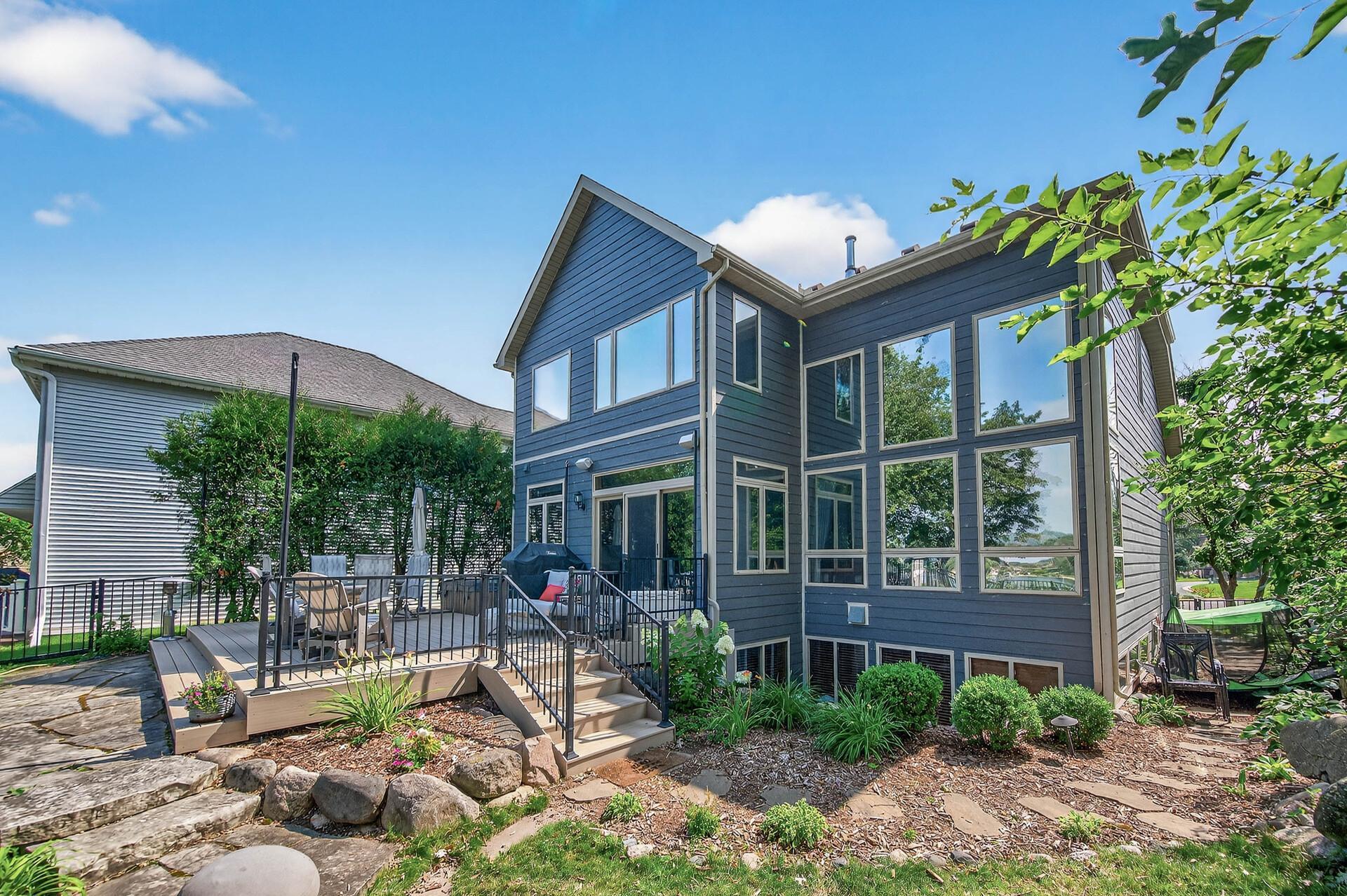 15408 Red Oaks Road Southeast Prior Lake, MN 55372 - Photo 2 of 37