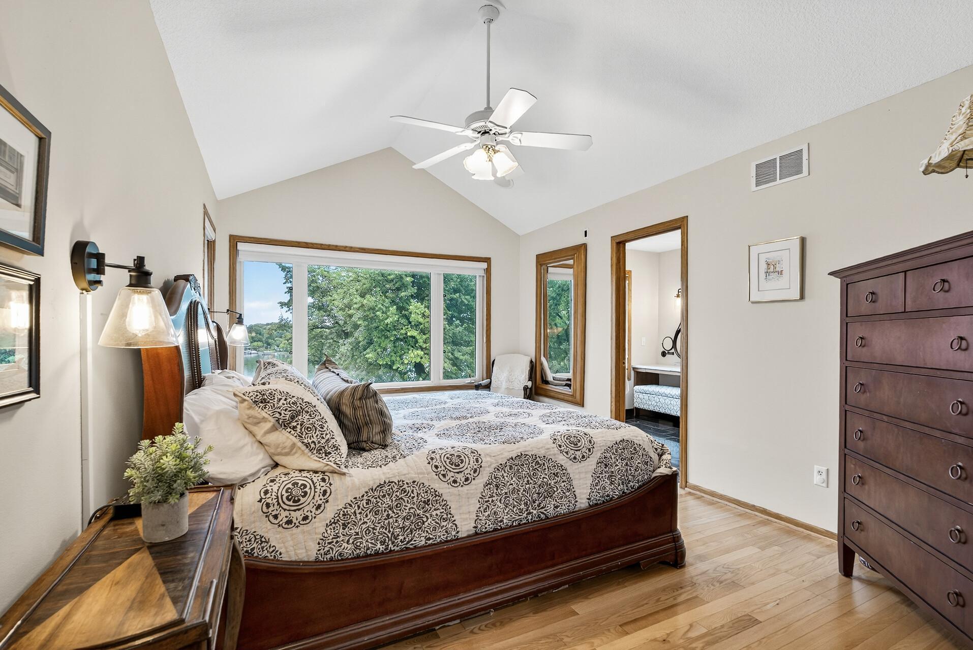 15408 Red Oaks Road Southeast Prior Lake, MN 55372 - Photo 23 of 37